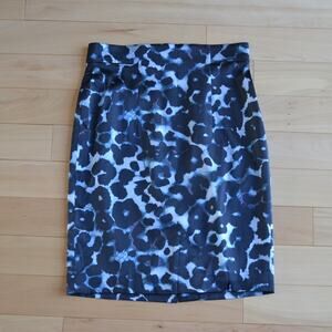 Ann Taylor Cheetah Print Pencil Skirt Size 4P